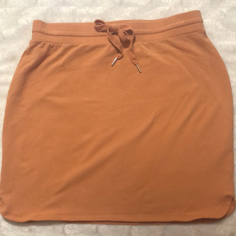 Daily Ritual orange skirt w/tie closure & elastic waist band size Medium